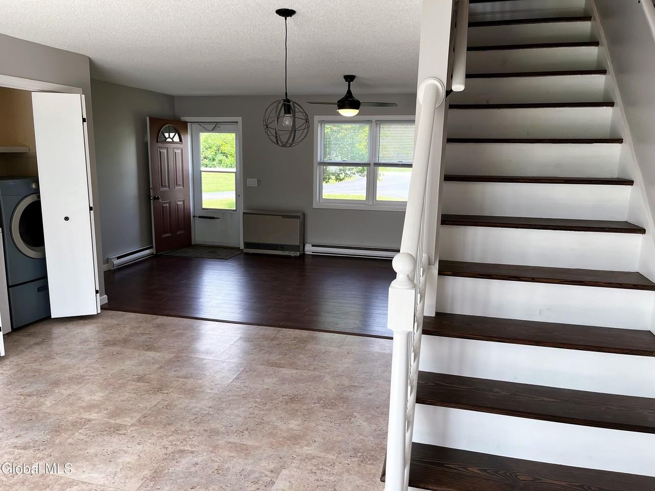 24 Reservoir Rd - Photo 6 of 15