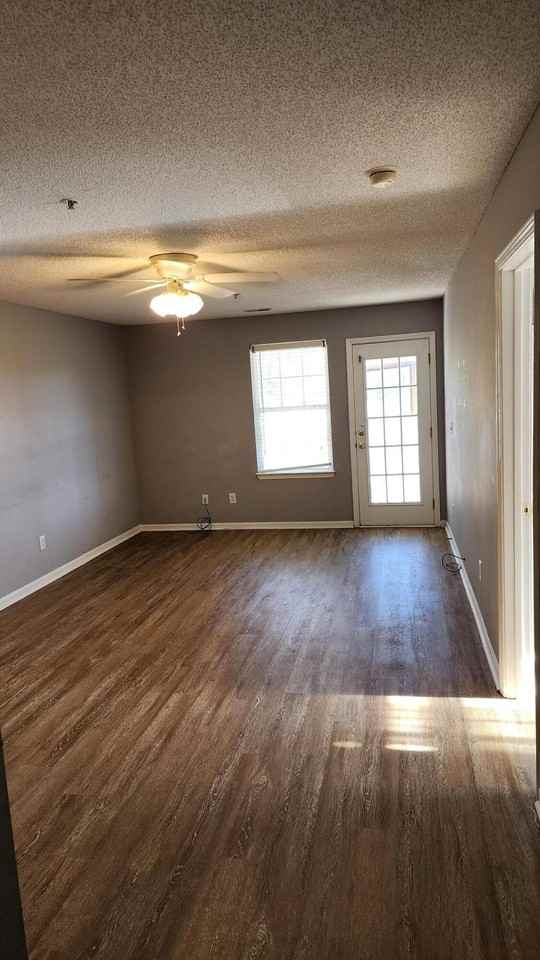 2601 Riverridge Ct Unit D #D - Photo 6 of 15