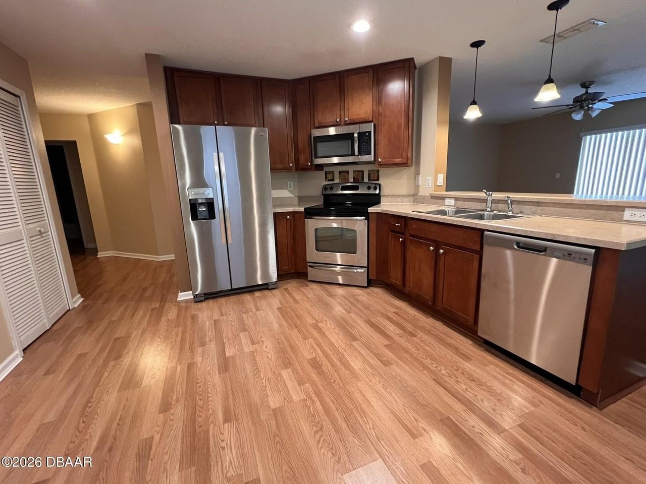 5318 Cordgrass Bend Ln - Photo 2 of 23