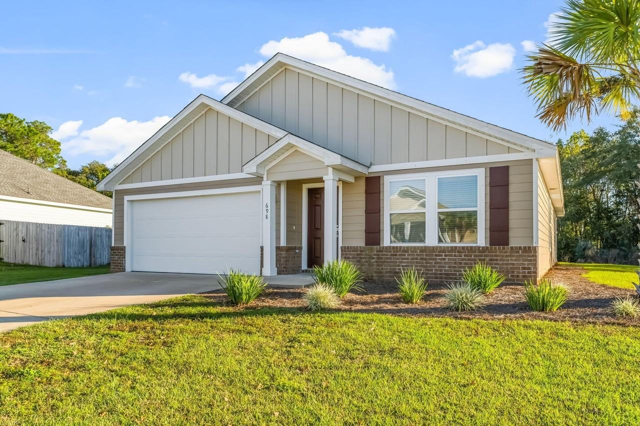 698 Whispering Creek Ave - Photo 2 of 35