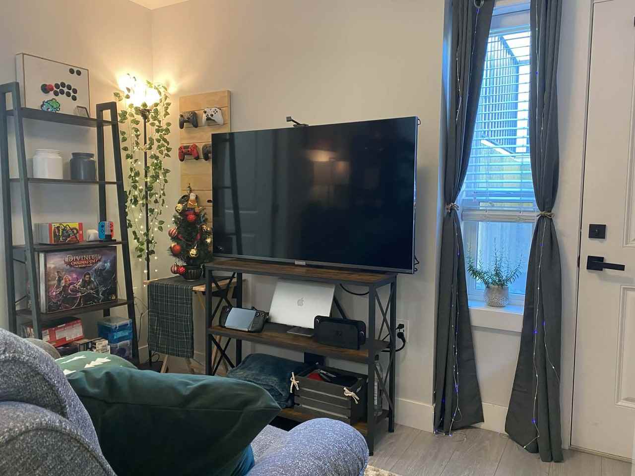 Dieppe Dr & E 18th Ave - Photo 2 of 10