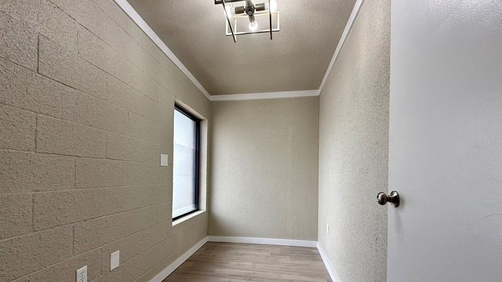 1089 Del Rio Blvd - Photo 6 of 14