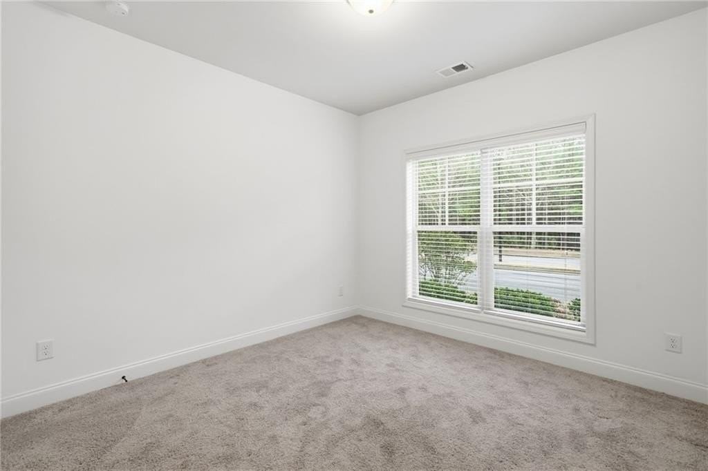 1450 Baygreen Rd - Photo 5 of 49