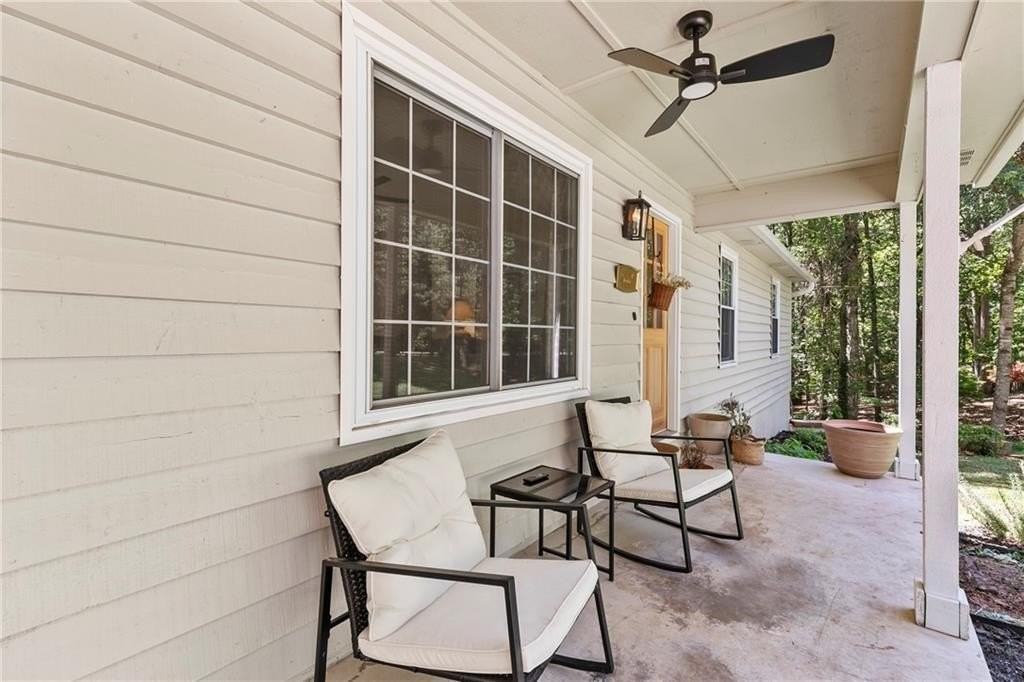 2667 Tammi Ln - Photo 3 of 32