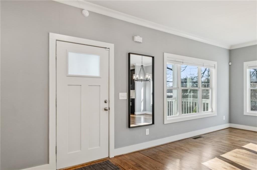 1237 Milton Ter Se - Photo 4 of 28