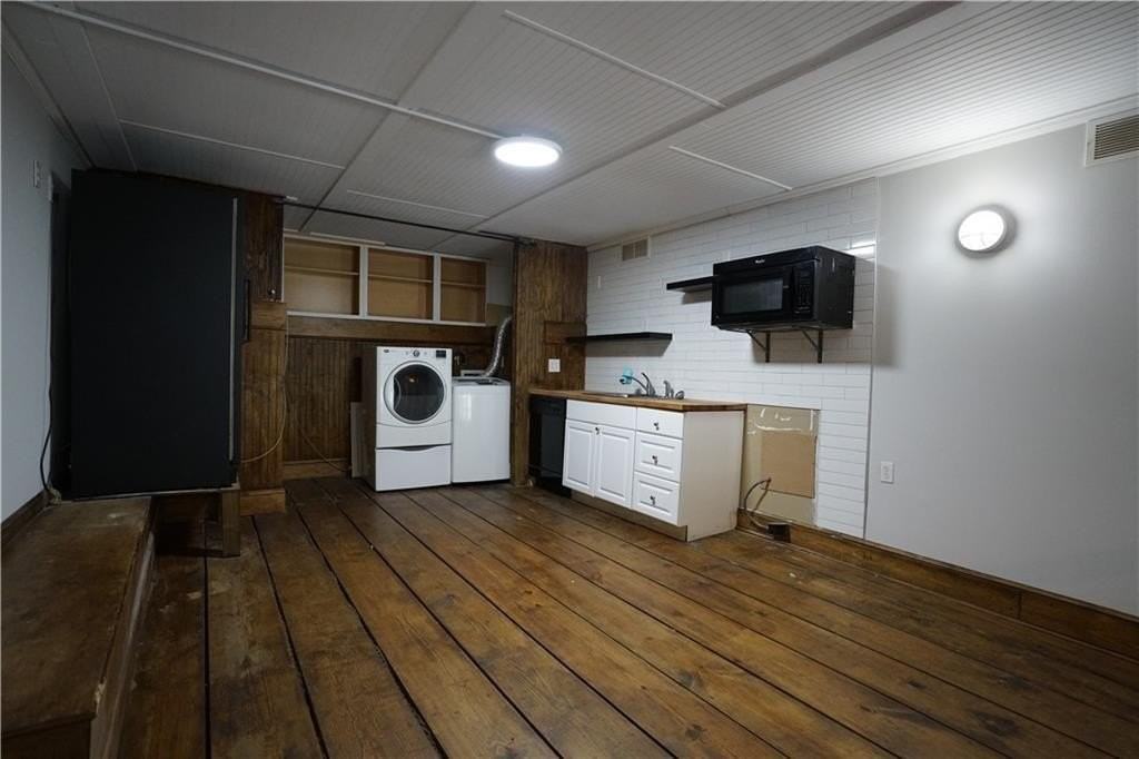 528 Rankin St Ne - Photo 4 of 14