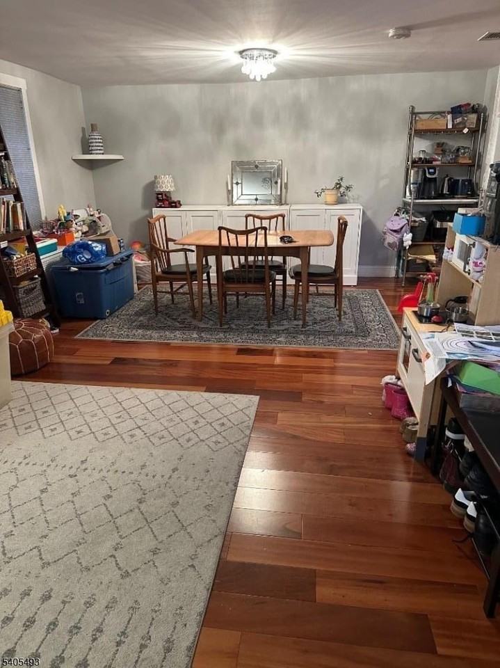 200 Claremont Ave - Photo 6 of 9