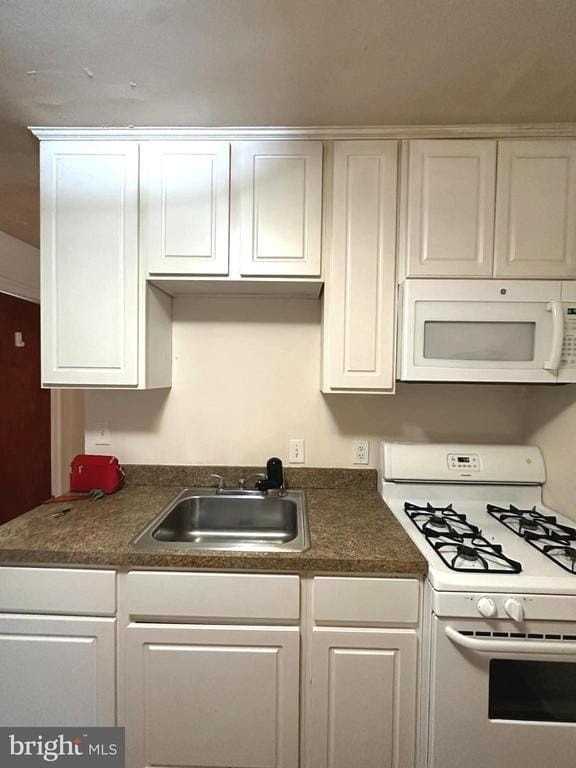 3900 Terrace St #5 - Photo 3 of 7