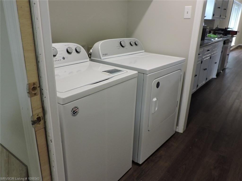 2041 S 70th St - Photo 4 of 23