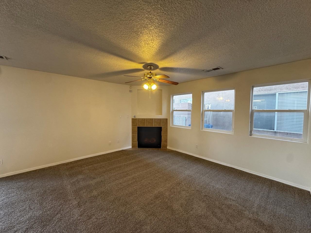 8300 Bluffs Edge Pl Nw - Photo 7 of 50