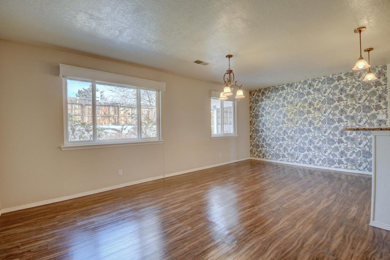 5316 Van Christopher Dr Ne - Photo 5 of 25