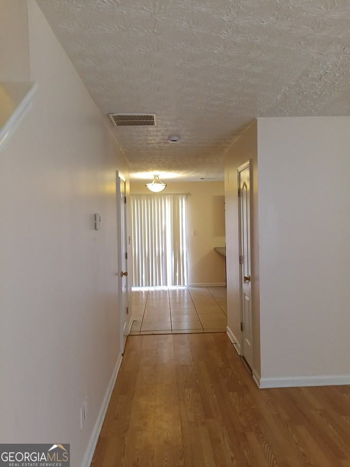 3049 Fields Dr - Photo 2 of 14