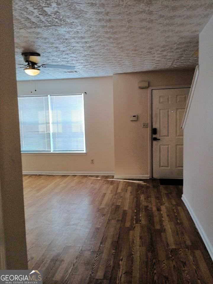 3049 Fields Dr - Photo 3 of 14