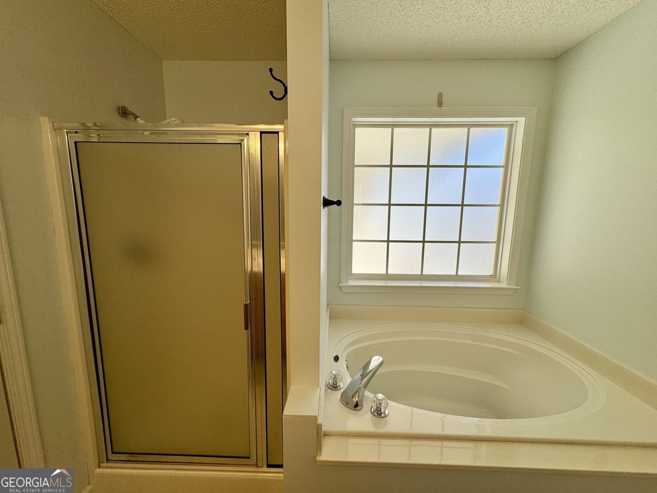 505 Dorothy Ct - Photo 7 of 11