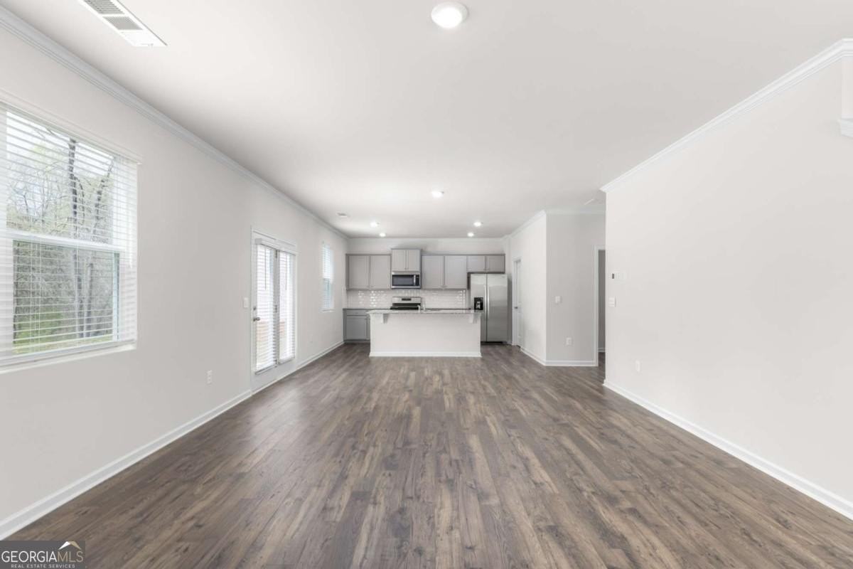 5370 Swan Ln Sw - Photo 4 of 50