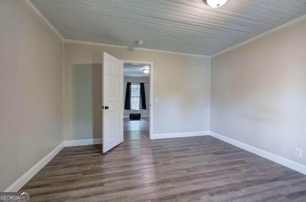 2014 Maple Ave Sw - Photo 7 of 22