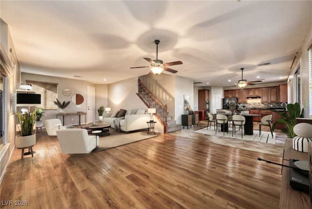 9028 Black Elk Ave - Photo 4 of 41