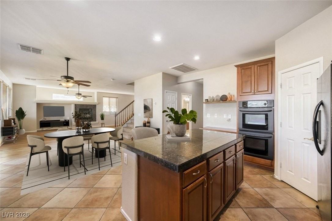 9028 Black Elk Ave - Photo 7 of 41