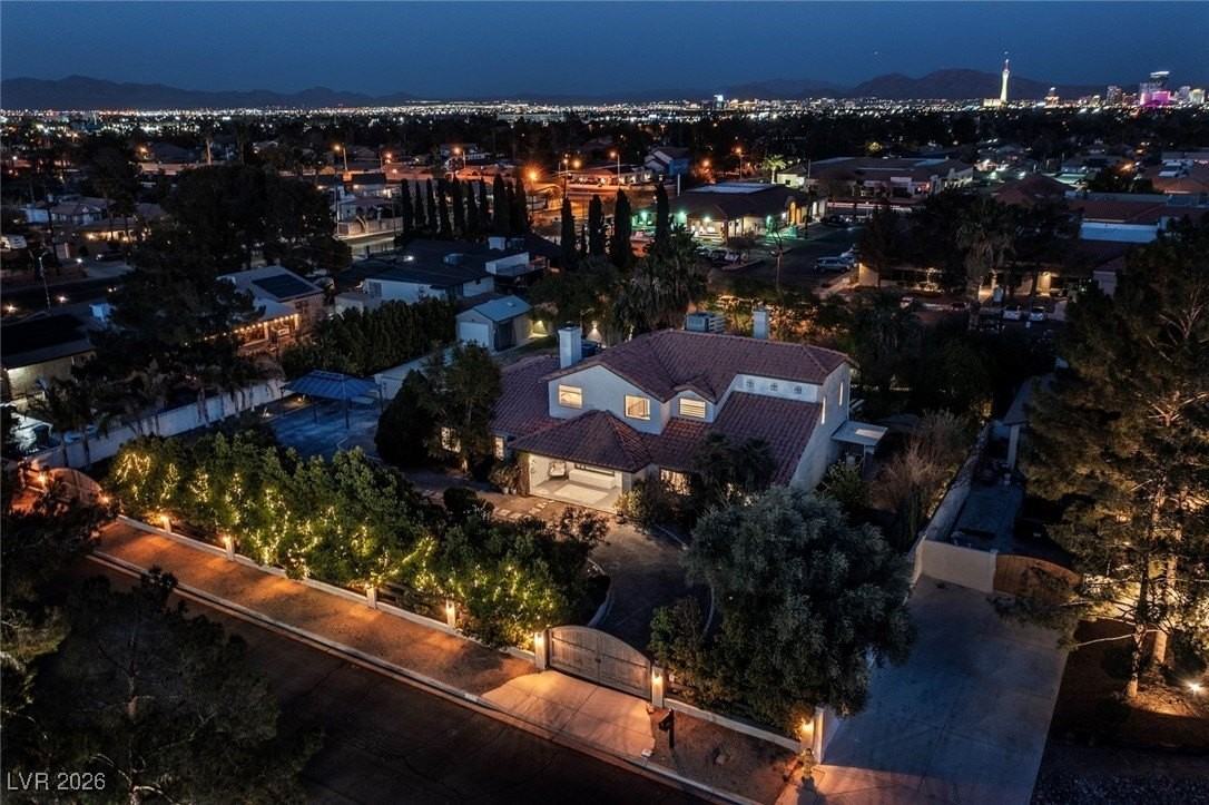 2940 Rosanna St - Photo 2 of 50