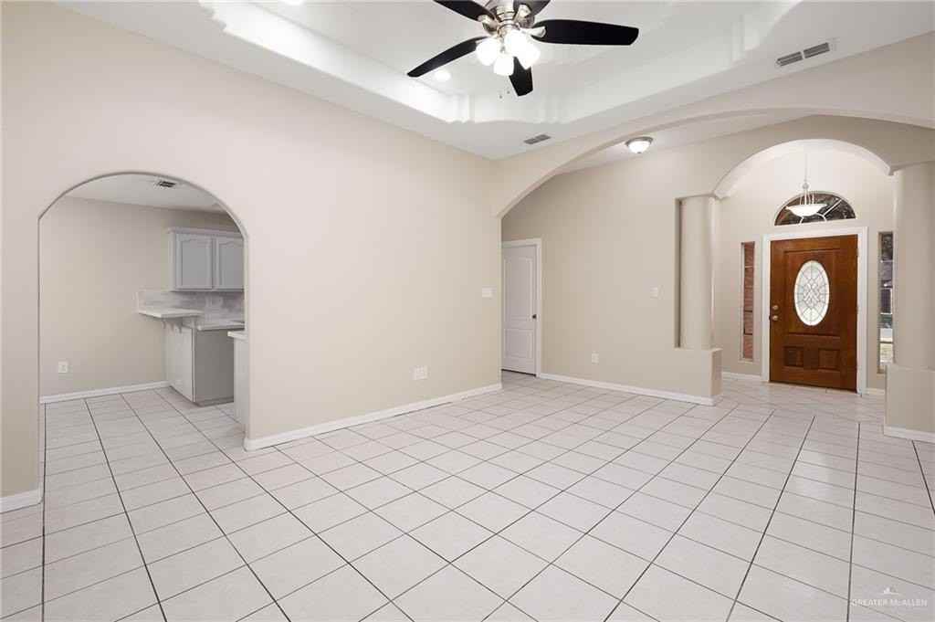 1520 N Popotillo Ave - Photo 3 of 17