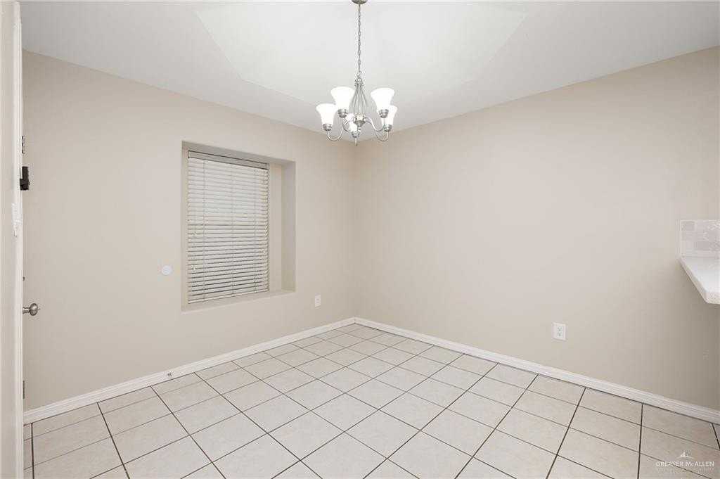 1520 N Popotillo Ave - Photo 4 of 17