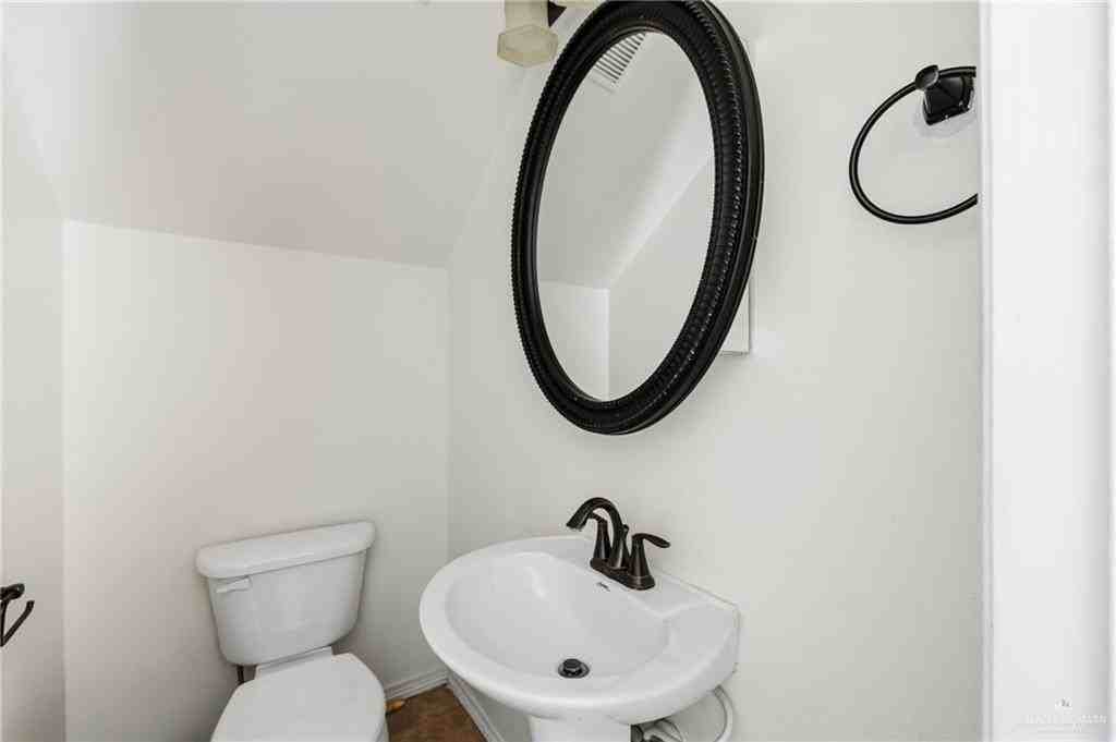 1309 W Fig Ave #C - Photo 5 of 14