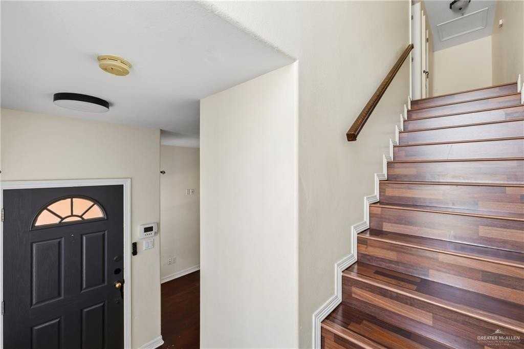 1309 W Fig Ave #C - Photo 7 of 14