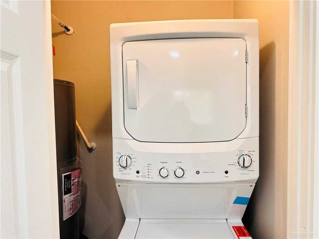 2400 E San Andrea St #2 - Photo 6 of 16