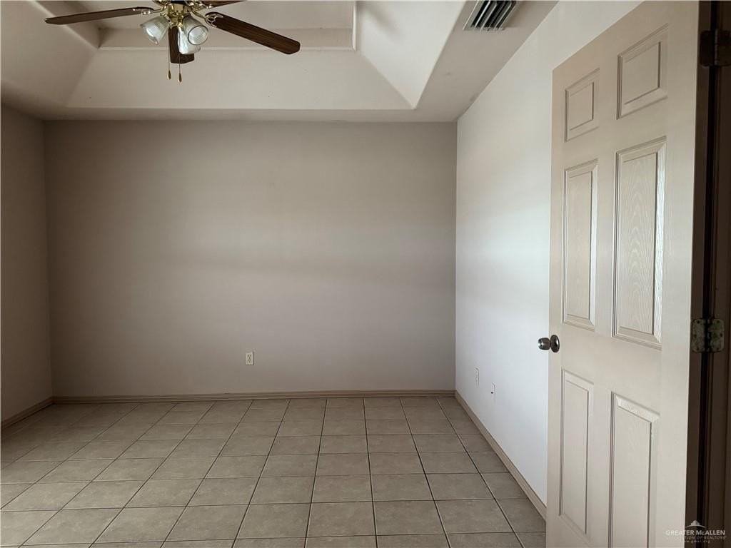 512 E Upas Ave #2 - Photo 6 of 7