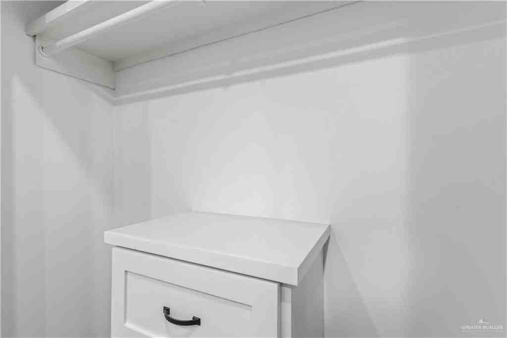 2833 Melanie Dr - Photo 7 of 17