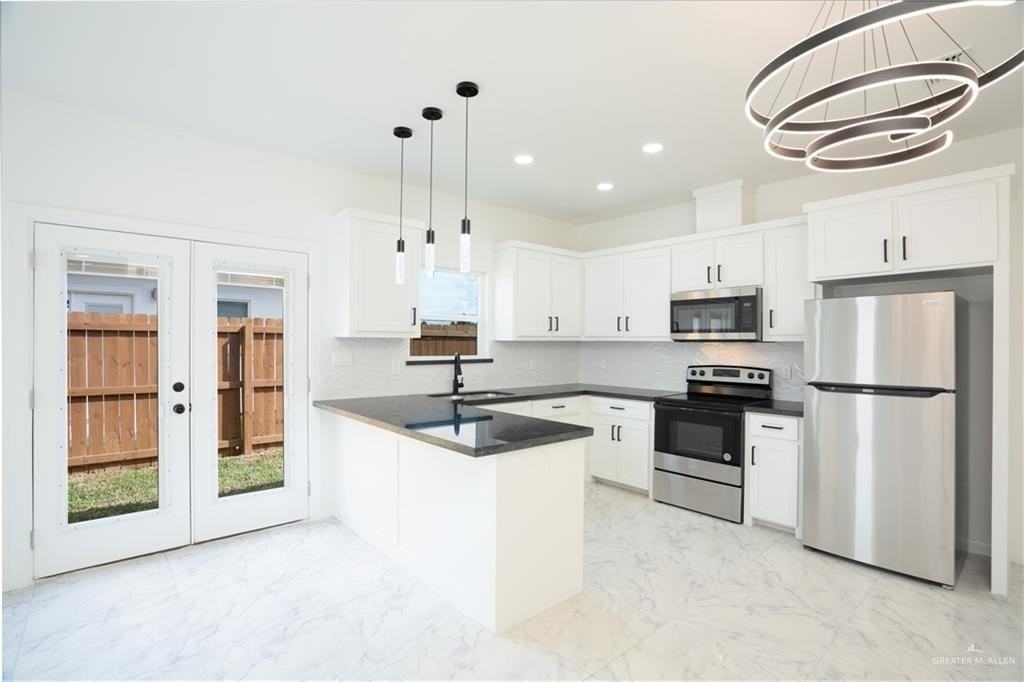 1408 S Xanthia St #2 - Photo 4 of 18