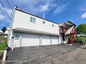 526 Hughes Ct - Photo 1 of 1