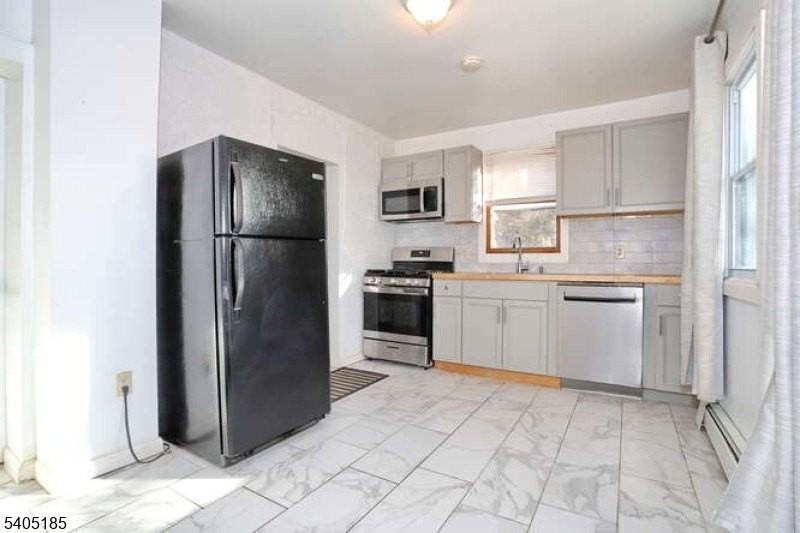 68 Mohawk Ave #2 - Photo 7 of 21