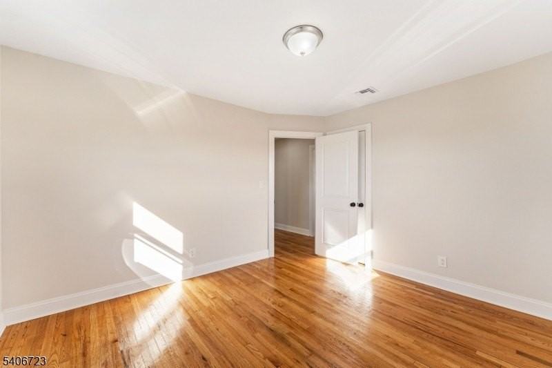 28 Toronto Ct - Photo 7 of 40