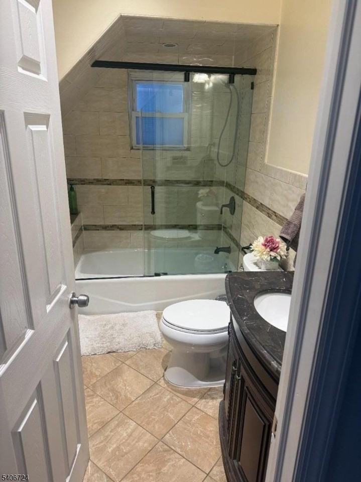 28 Reid St #1 - Photo 5 of 15