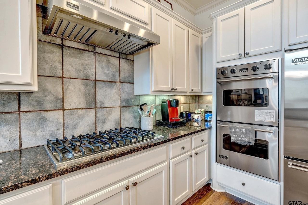 5322 Del Norte Dr - Photo 7 of 32