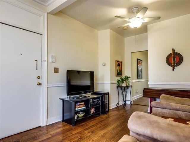 314 4th St #5 - Photo 4 of 10