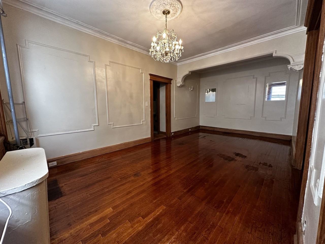 138 Kensington Ave #1 - Photo 7 of 18