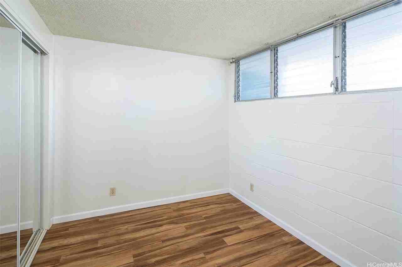 2542 Date St Apt 401 #401 - Photo 7 of 13