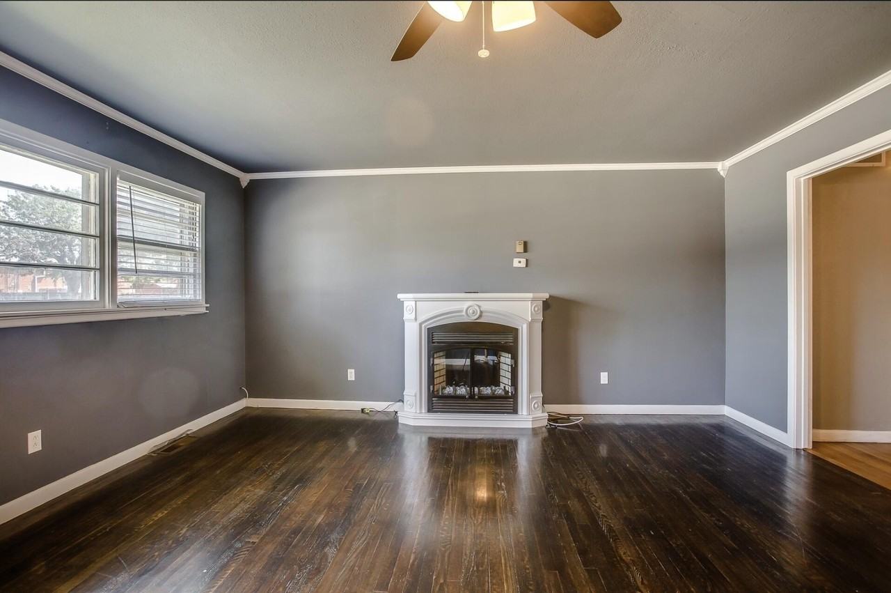 3417 35th St - Photo 3 of 13