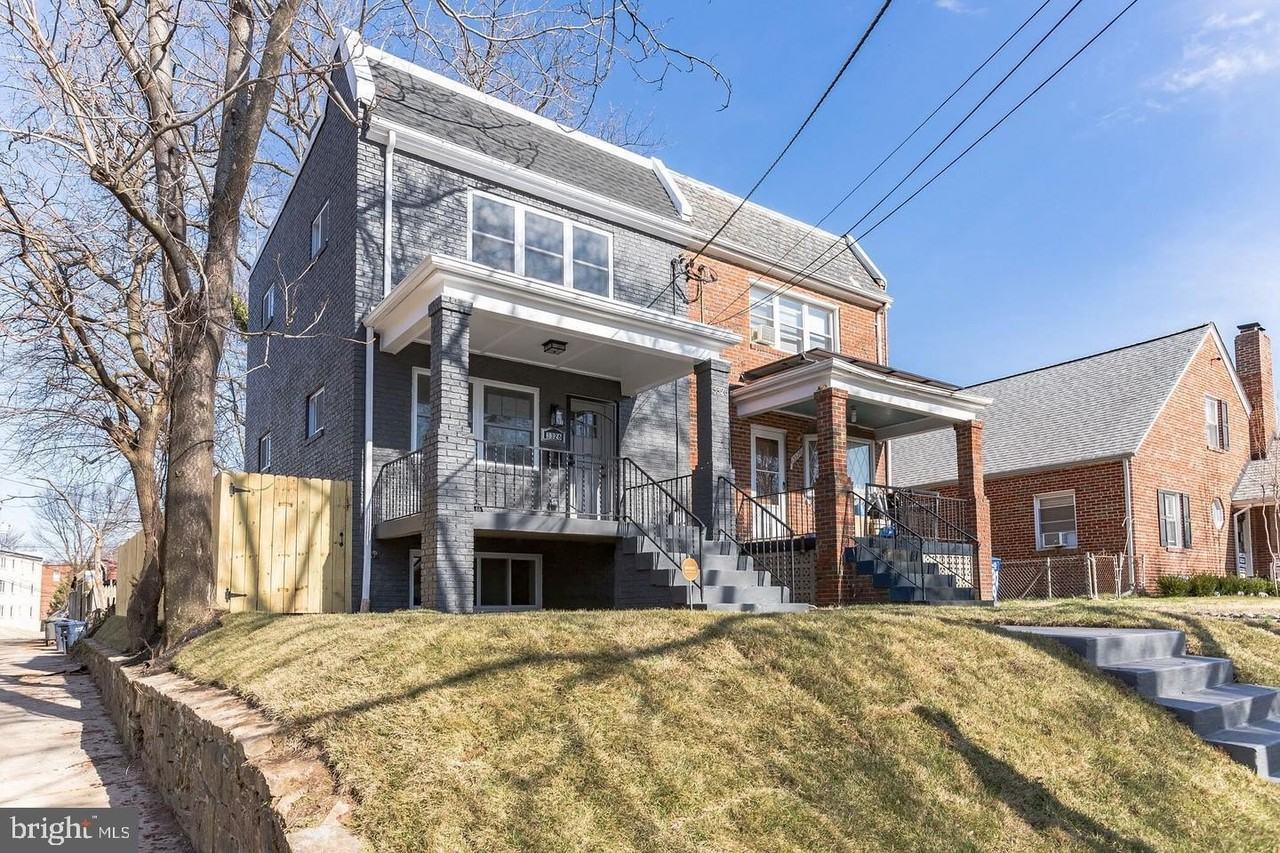 3326 12th St Se - Photo 2 of 13