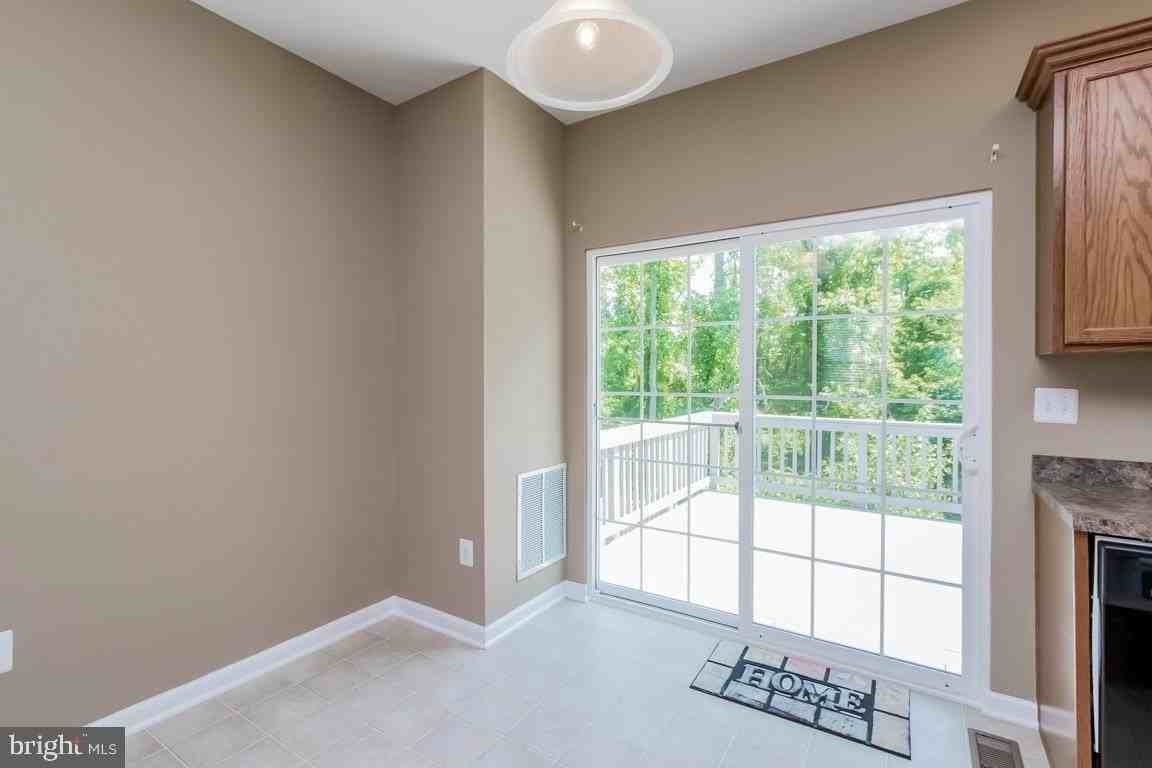 1159 Coulbourn Cor - Photo 7 of 50