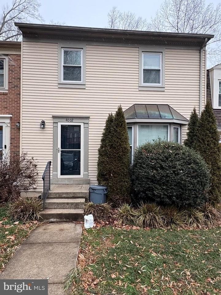 4002 Championship Dr