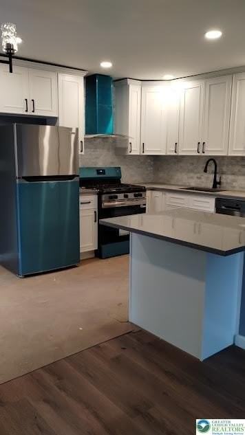 2034 Virginia St - Photo 6 of 21