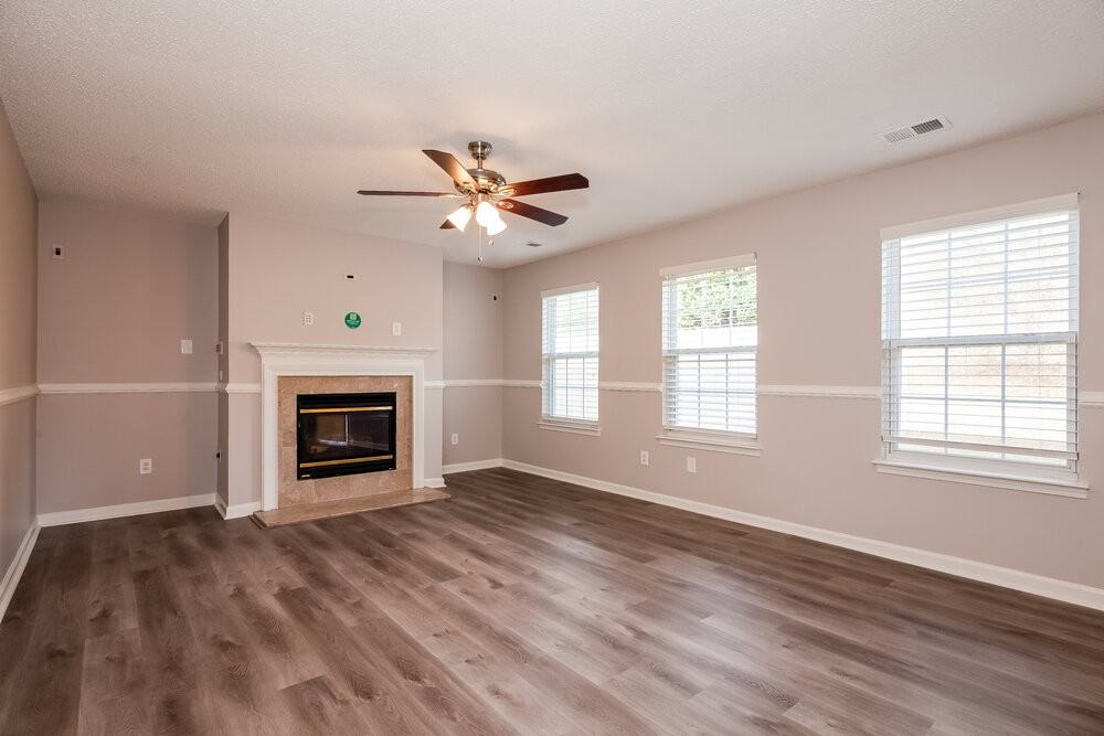 6002 Pennycross Ln - Photo 4 of 17