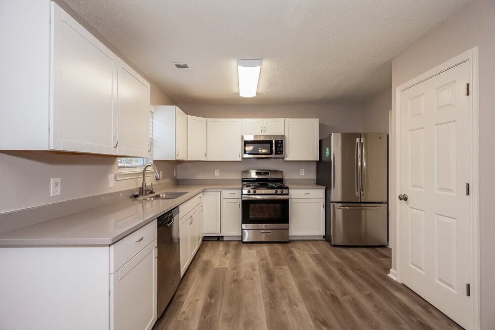 6002 Pennycross Ln - Photo 6 of 17