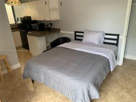 2021 Sw 38th Ave #A - Photo 1 of 1