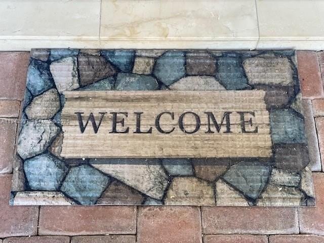 20360 Cozumel Ct - Photo 4 of 23