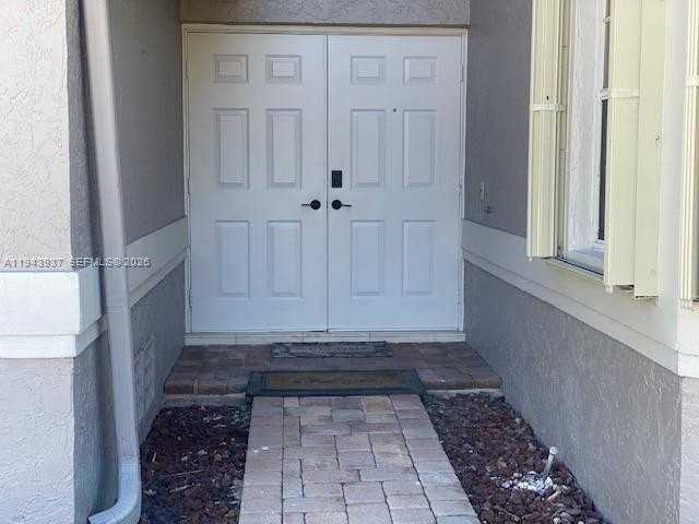 20360 Cozumel Ct - Photo 5 of 23