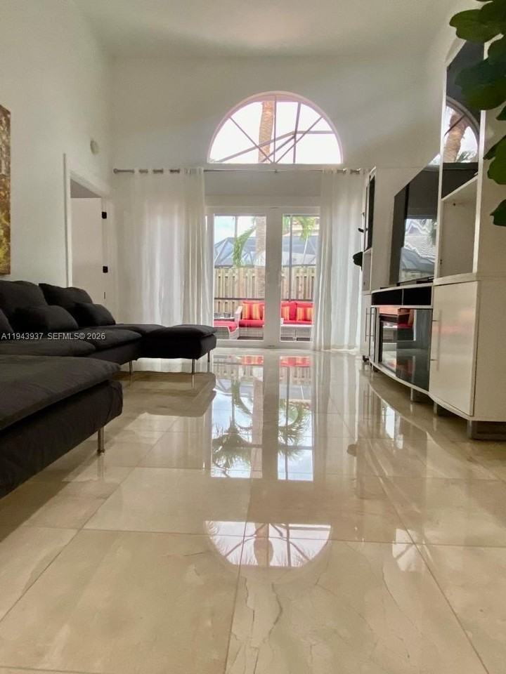 20360 Cozumel Ct - Photo 7 of 23